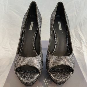 Vera Wang Selima Silver size 8